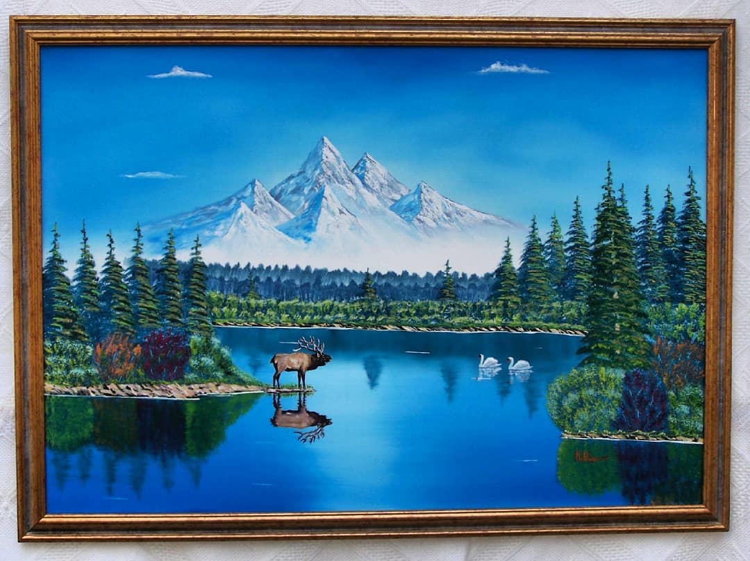 Blauer See im Gebirge